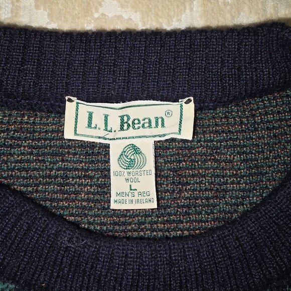 LL Bean Norwegian Snowflake Wool Sweater Ireland Navy W/ Red Green Size Large - Picture 2 of 6